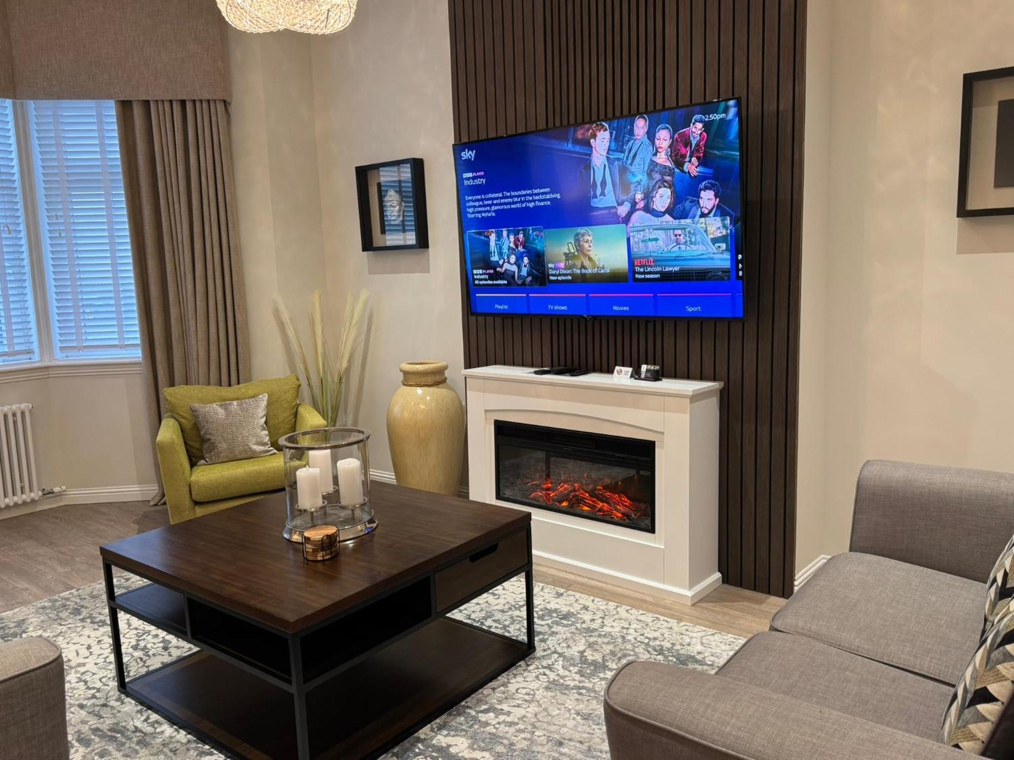 West Calder Luxury 2 Bedroom Cottage מראה חיצוני תמונה