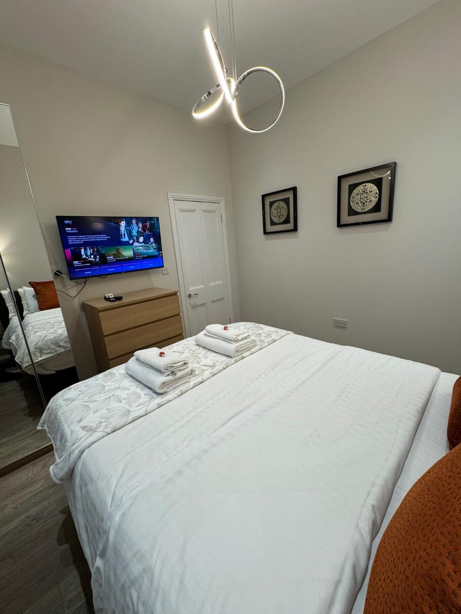 West Calder Luxury 2 Bedroom Cottage מראה חיצוני תמונה