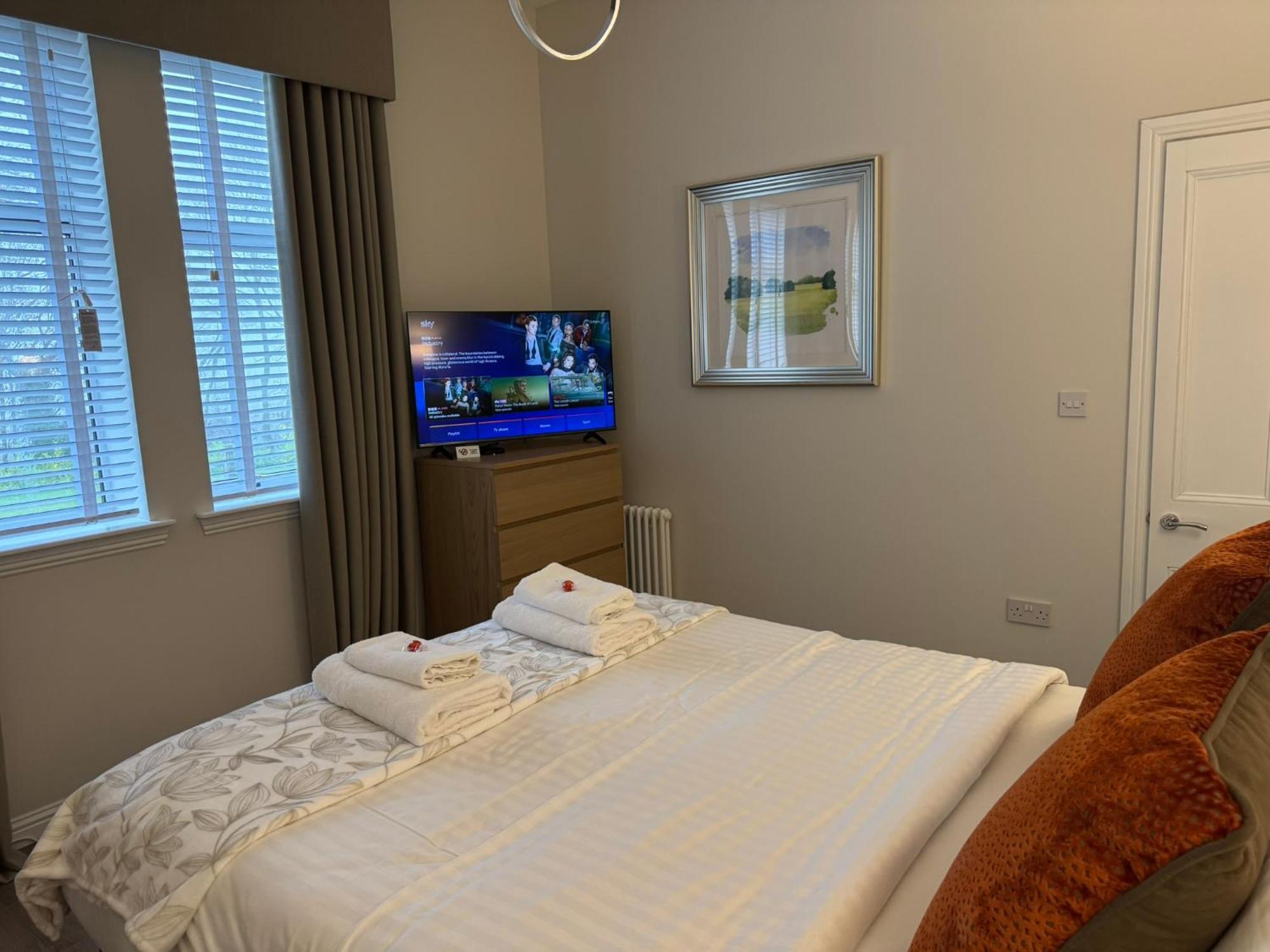 West Calder Luxury 2 Bedroom Cottage מראה חיצוני תמונה